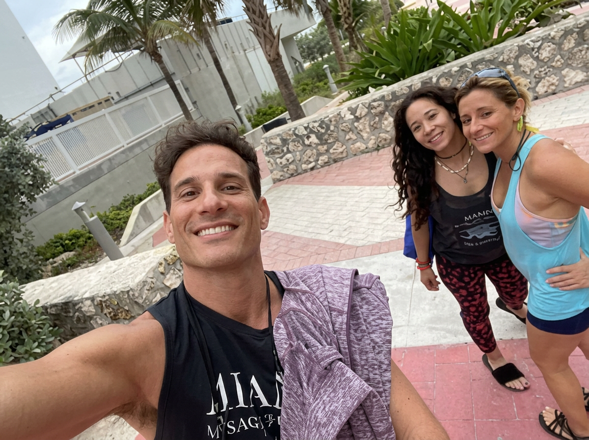 Shane and Alejandra teaching outdoors in Miami